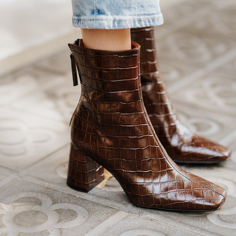 Women's brown ankle boots with wide heel square toe