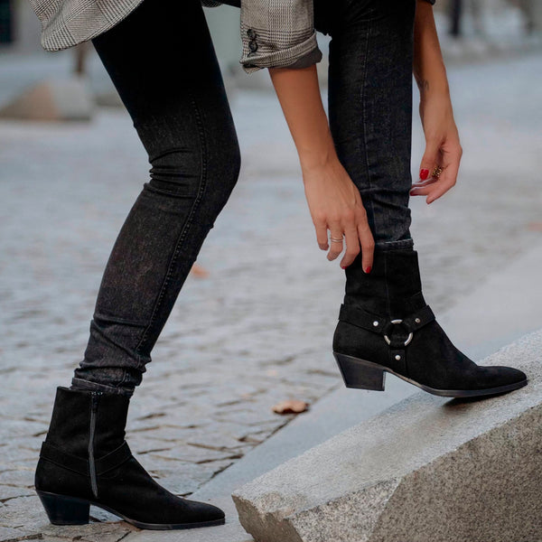 Street style black country ankle boots women's chic comfortable elegant classic ideal wardrobe essentials.