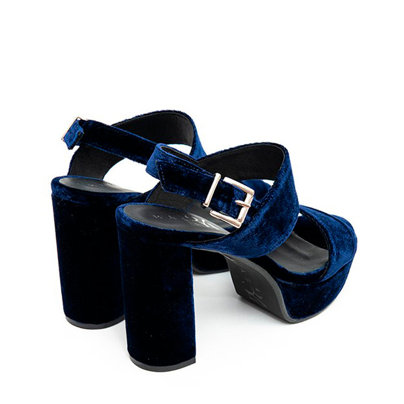 Heel and platform sandal perfect for weddings, baptisms and communions in blue velvet.