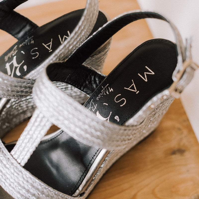 Silver espadrilles for women, comfortable and elegant