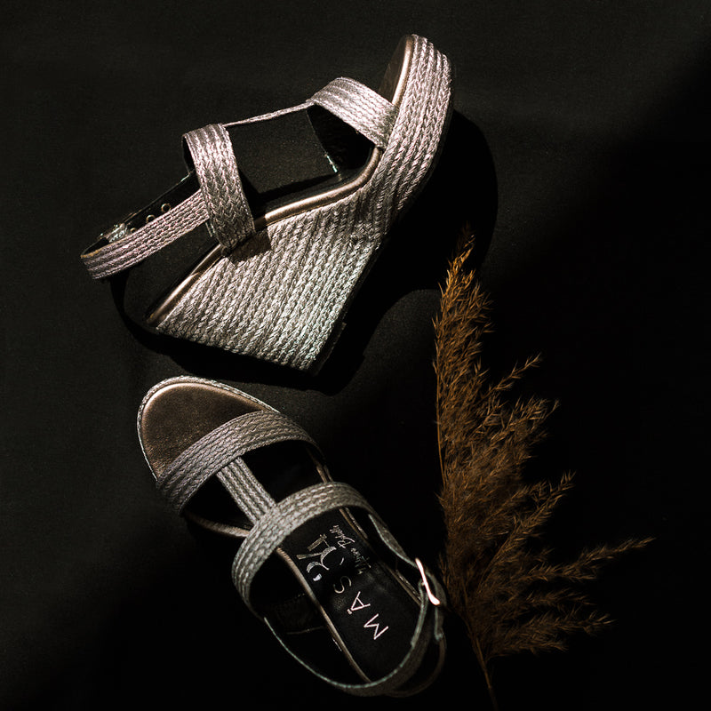 Comfortable and elegant silver party espadrilles