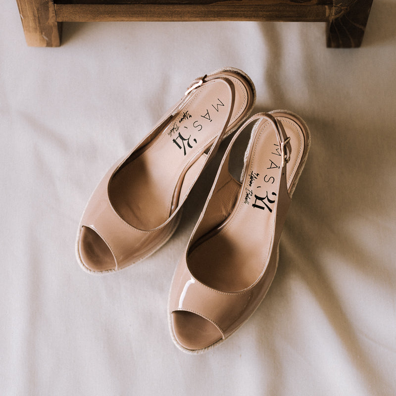 Wedges for baptisms and communions in nude patent leather