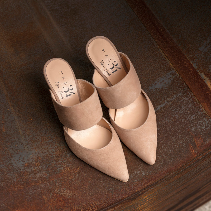 Combinable basic stilettos in natural suede