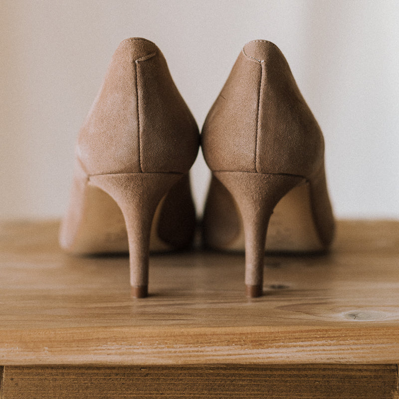 Stilettos women's closet essential, combine with everything in natural suede