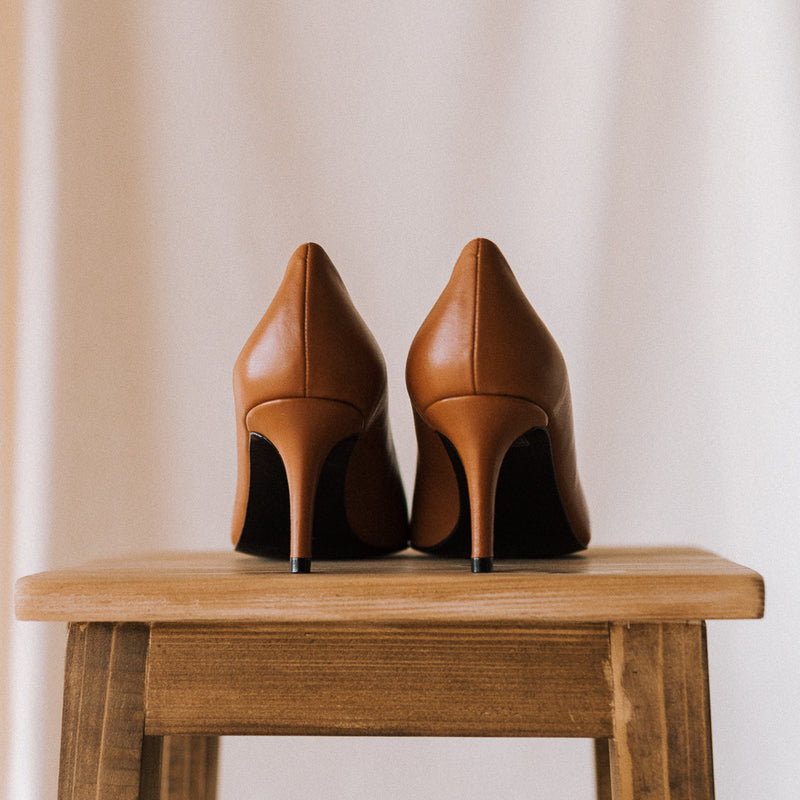 Comfortable and elegant stilettos, ideal wardrobe essential in brown leather