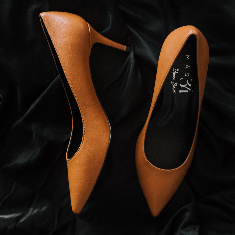 Women's stilettos in brown leather to match with everything
