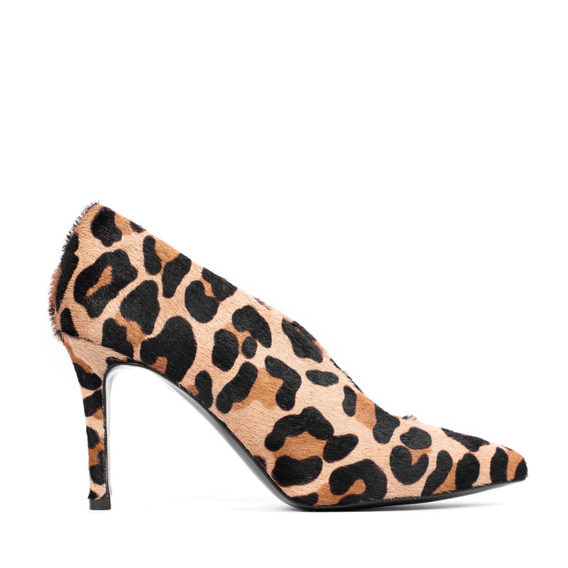 Stiletto leopard print with 8cm heel very comfortable and elegant.