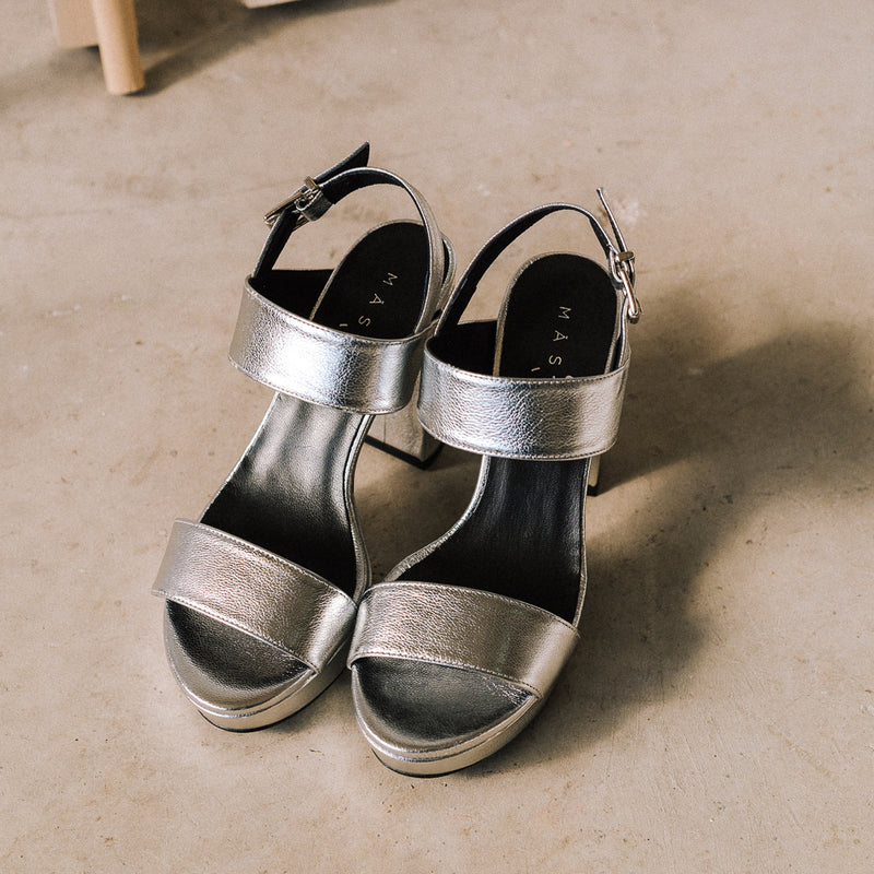 Heel and platform sandals for weddings in silver leather