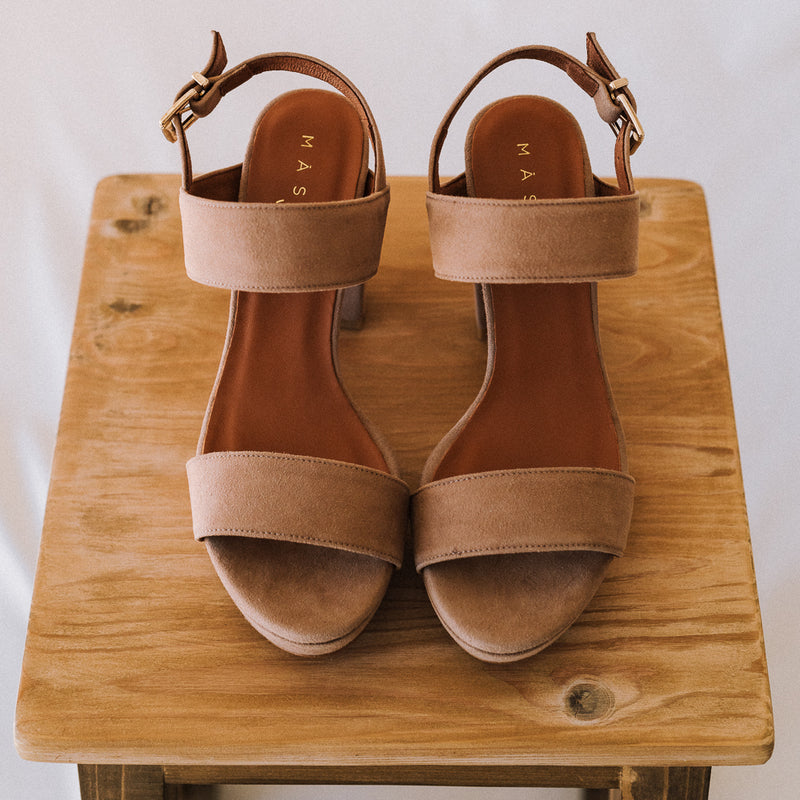 Heel and platform sandals in natural suede for weddings