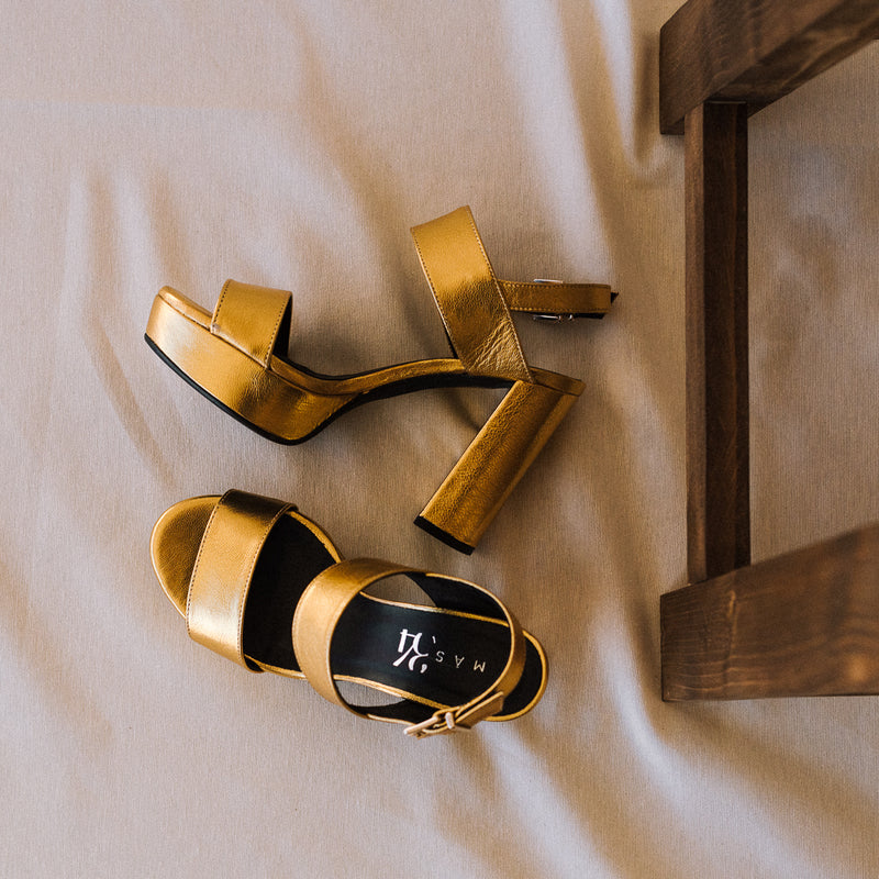 Very comfortable heeled sandals perfect for all day wear in gold leather